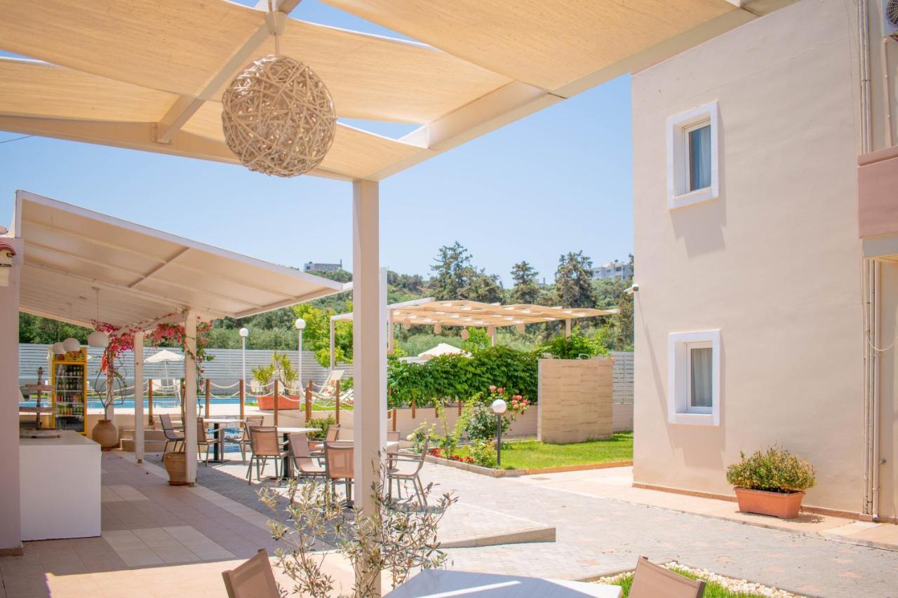 Evdokia Αpartments & Dimitra Village Agia Marina Dış mekan fotoğraf