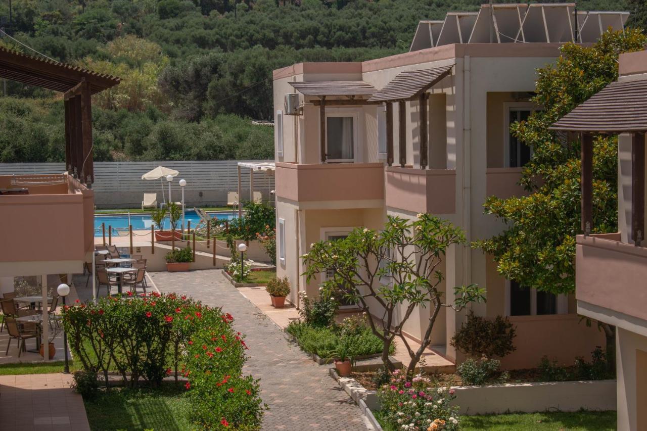 Evdokia Αpartments & Dimitra Village Agia Marina Dış mekan fotoğraf