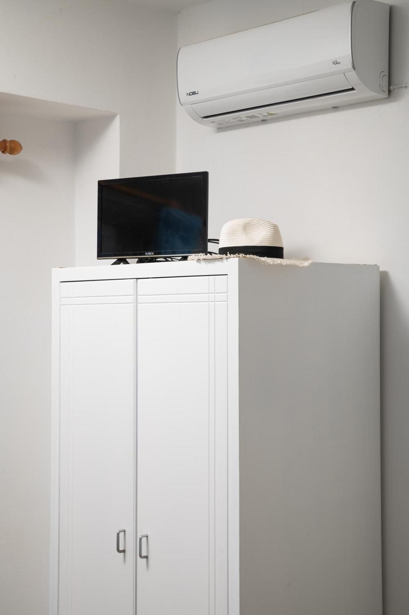 Evdokia Αpartments & Dimitra Village Agia Marina Dış mekan fotoğraf
