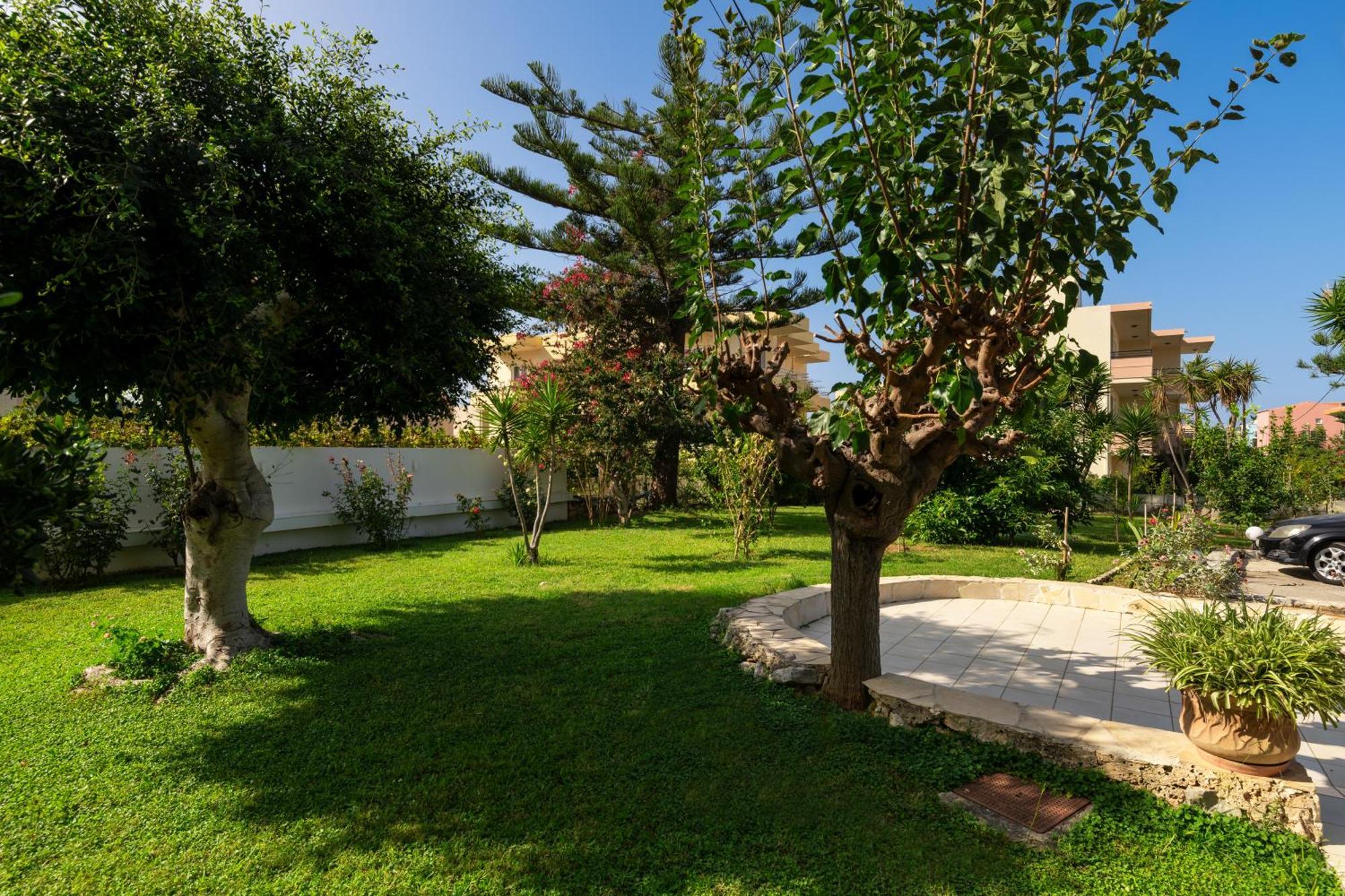 Evdokia Αpartments & Dimitra Village Agia Marina Dış mekan fotoğraf