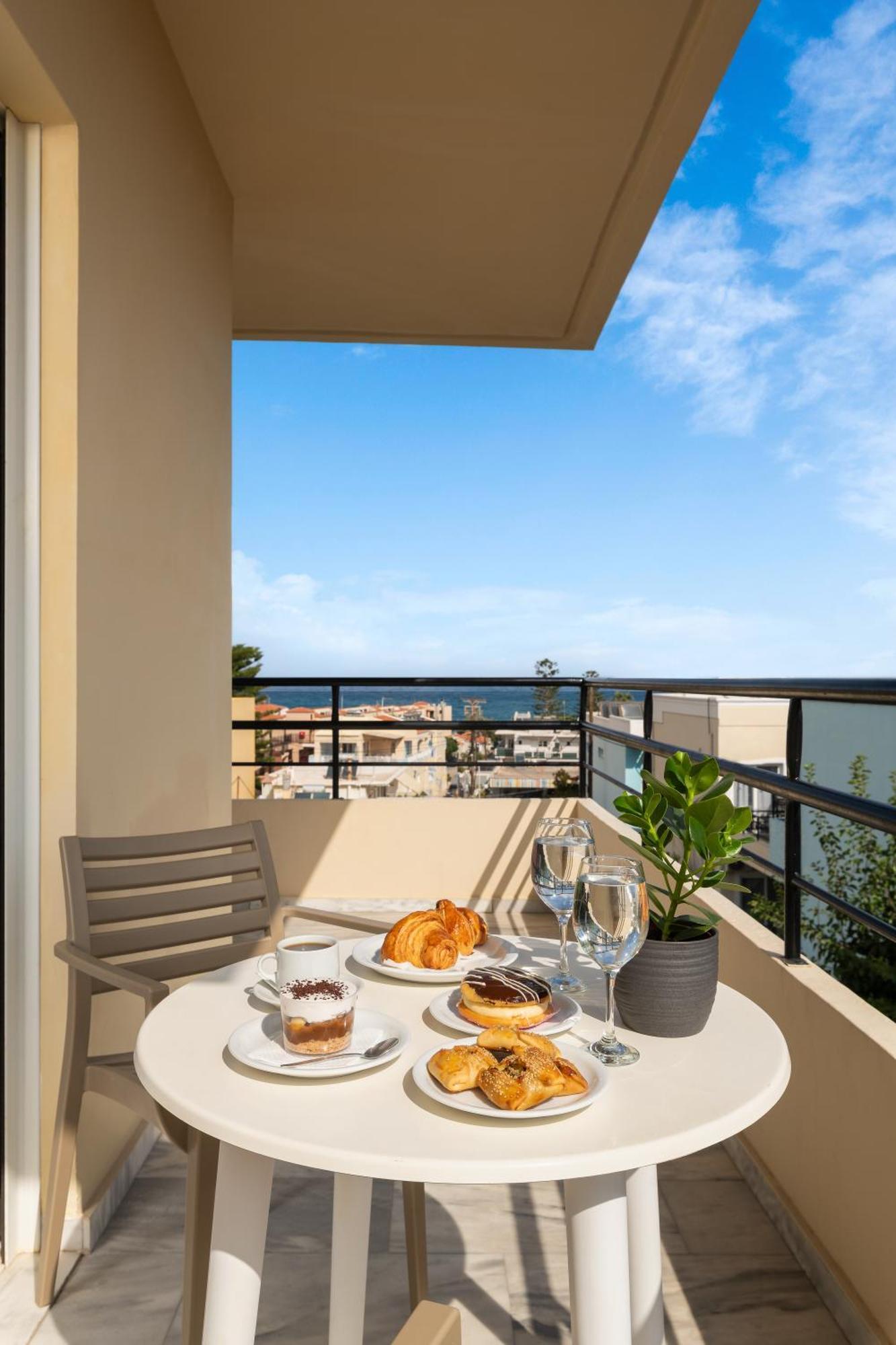 Evdokia Αpartments & Dimitra Village Agia Marina Dış mekan fotoğraf