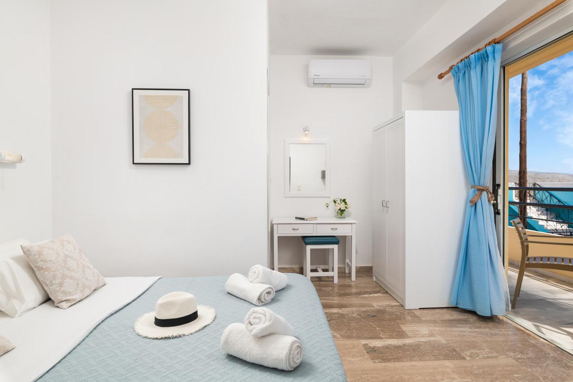 Evdokia Αpartments & Dimitra Village Agia Marina Dış mekan fotoğraf