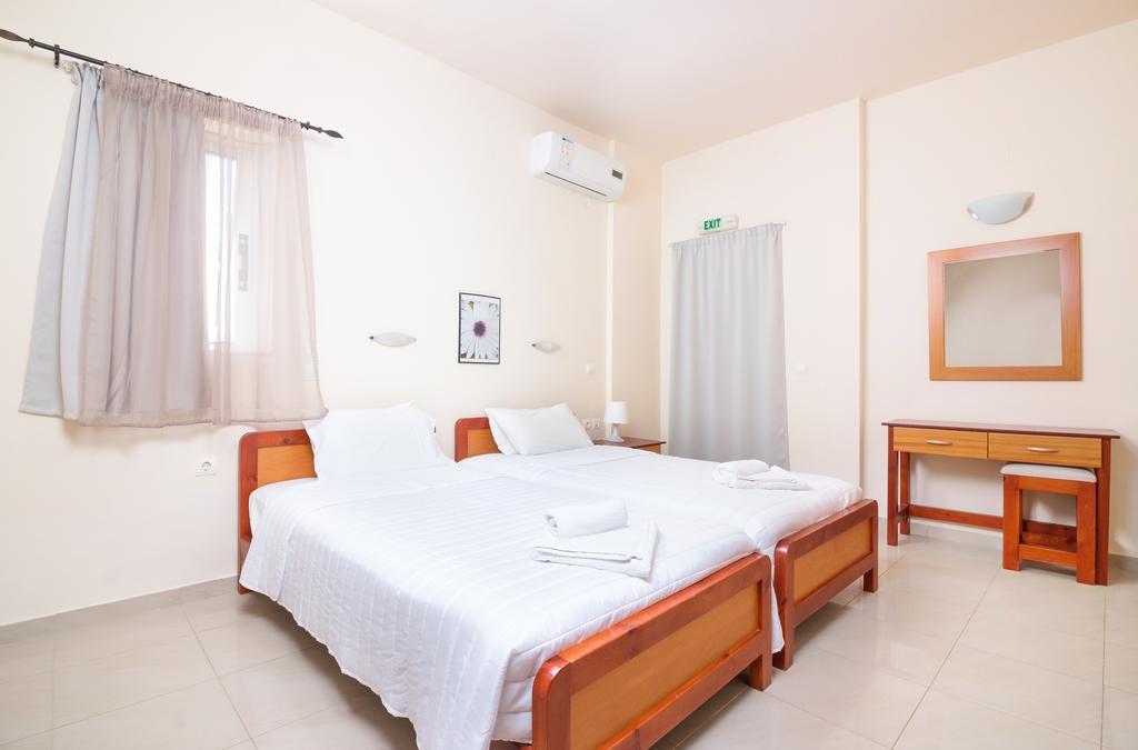 Evdokia Αpartments & Dimitra Village Agia Marina Dış mekan fotoğraf